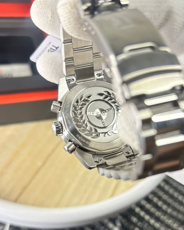 TISSOT PR516 CHRONOGRAPH-SWISSQUART-40 mm
