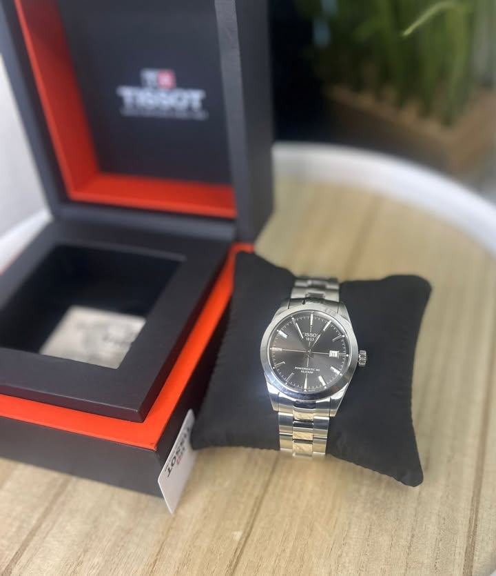 TISSOT GENTLEMAN SILICUM POWERMATIC 80-BLACK-40 mm