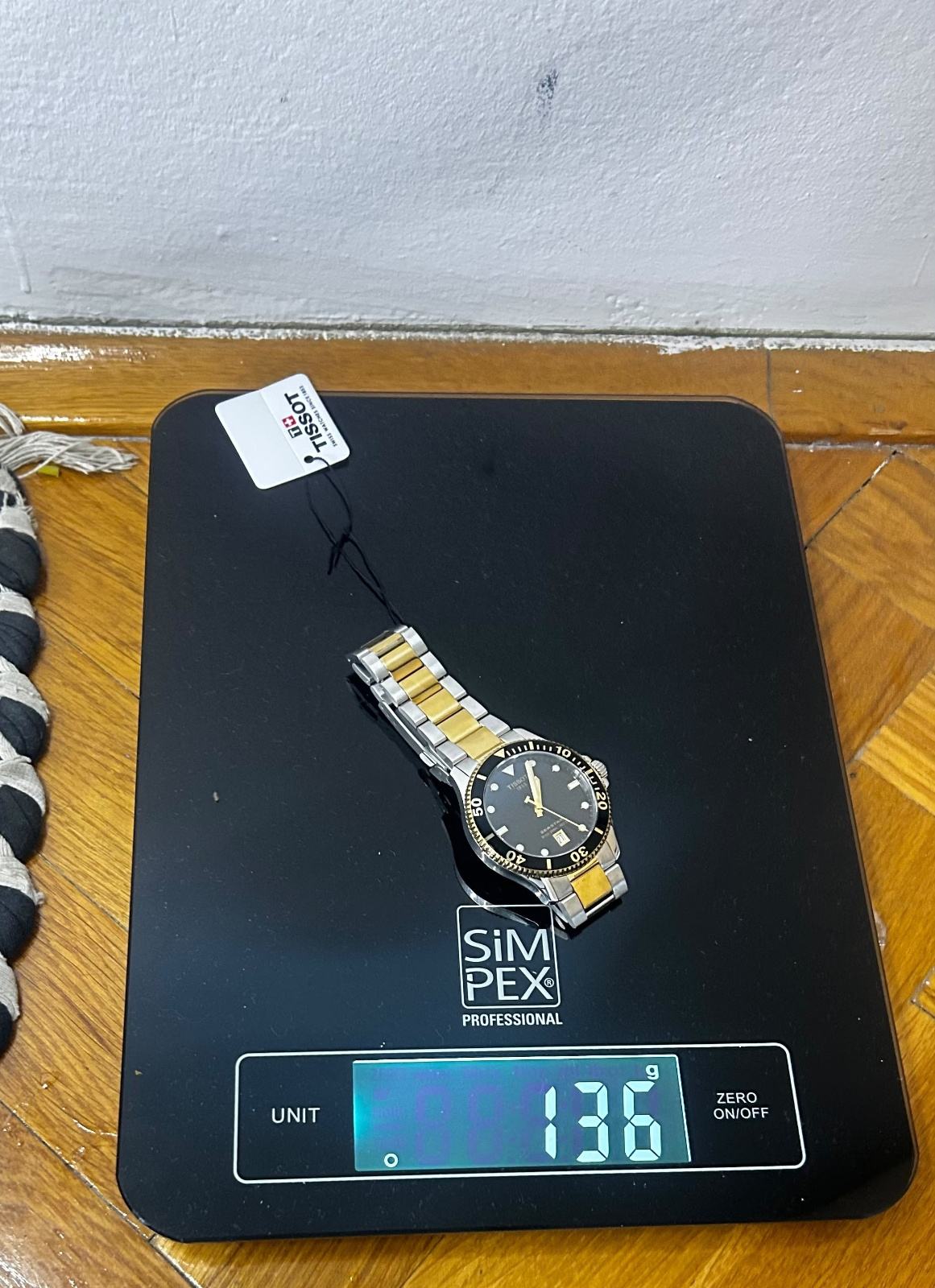 TISSOT SEASTAR 1000 SWISSQUARTZ-BLACK&GOLD-40 mm