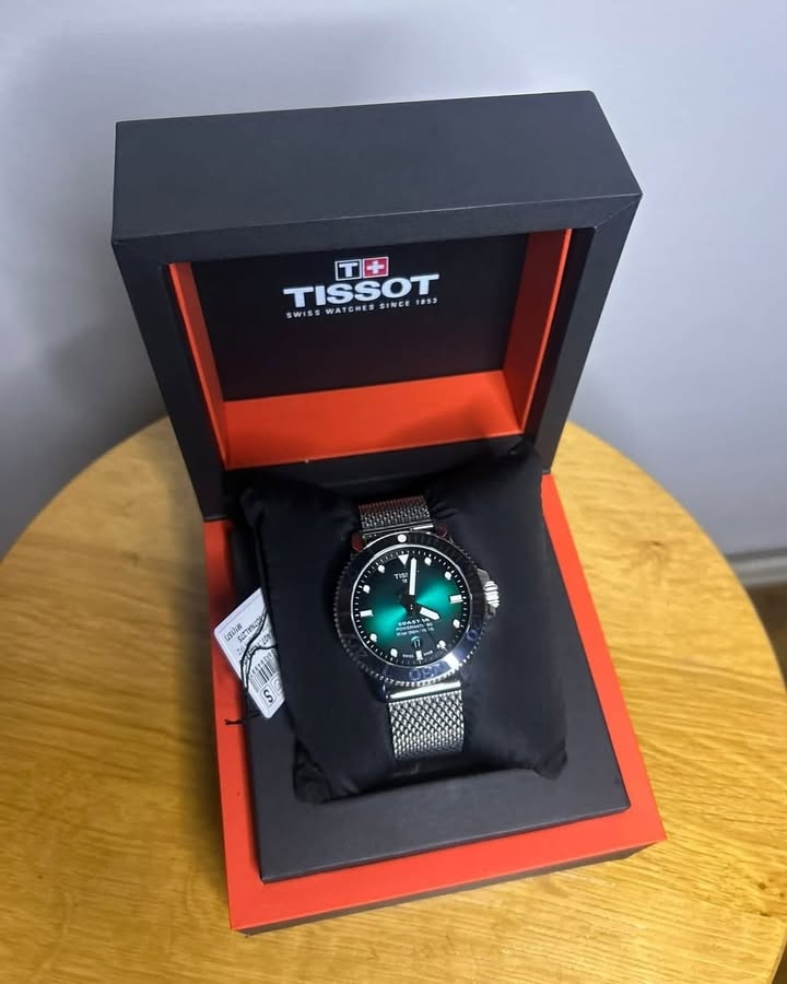 TISSOT SEASTAR 1000 POWERMATIC 80-GREEN-MESH BRACELET-43 mm