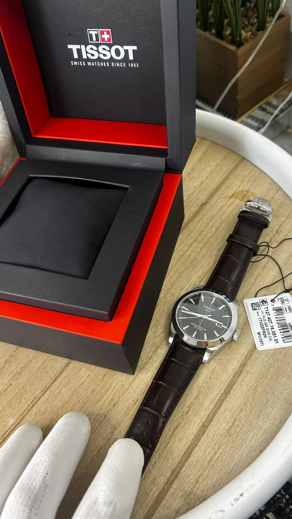 Tissot Gentleman Silicum Powermatic 80 – Black Dial – Brown Leather Strap – 40 mm