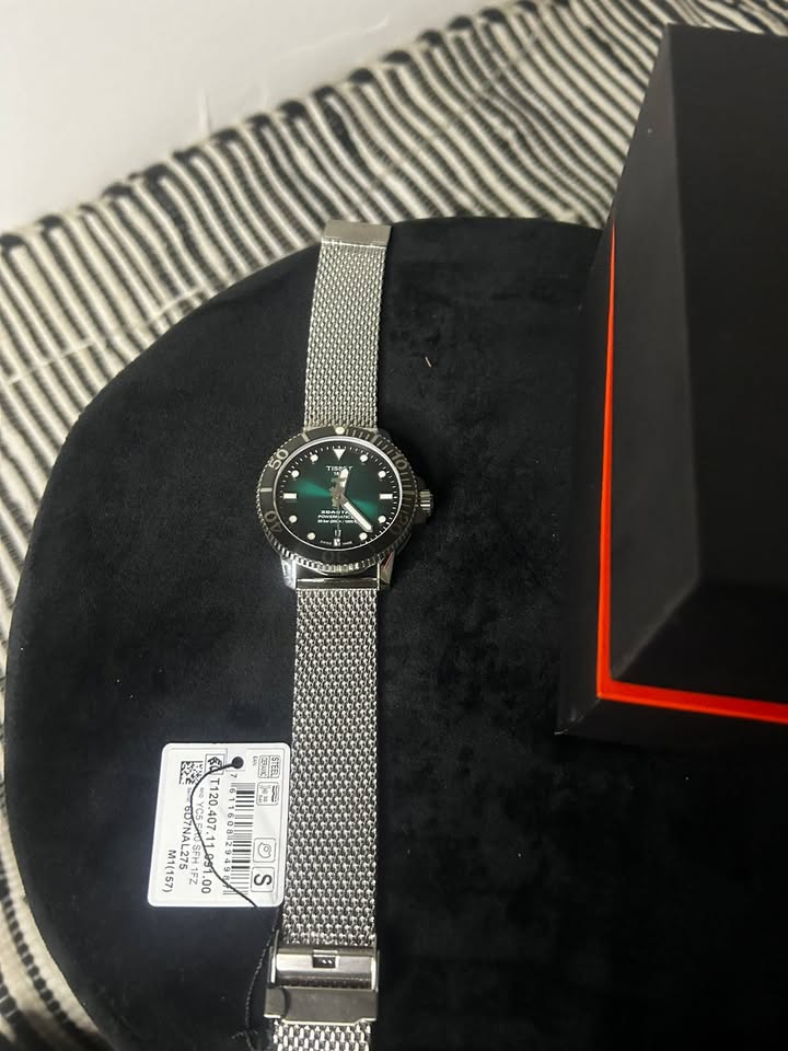 TISSOT SEASTAR 1000 POWERMATIC 80-GREEN-MESH BRACELET-43 mm