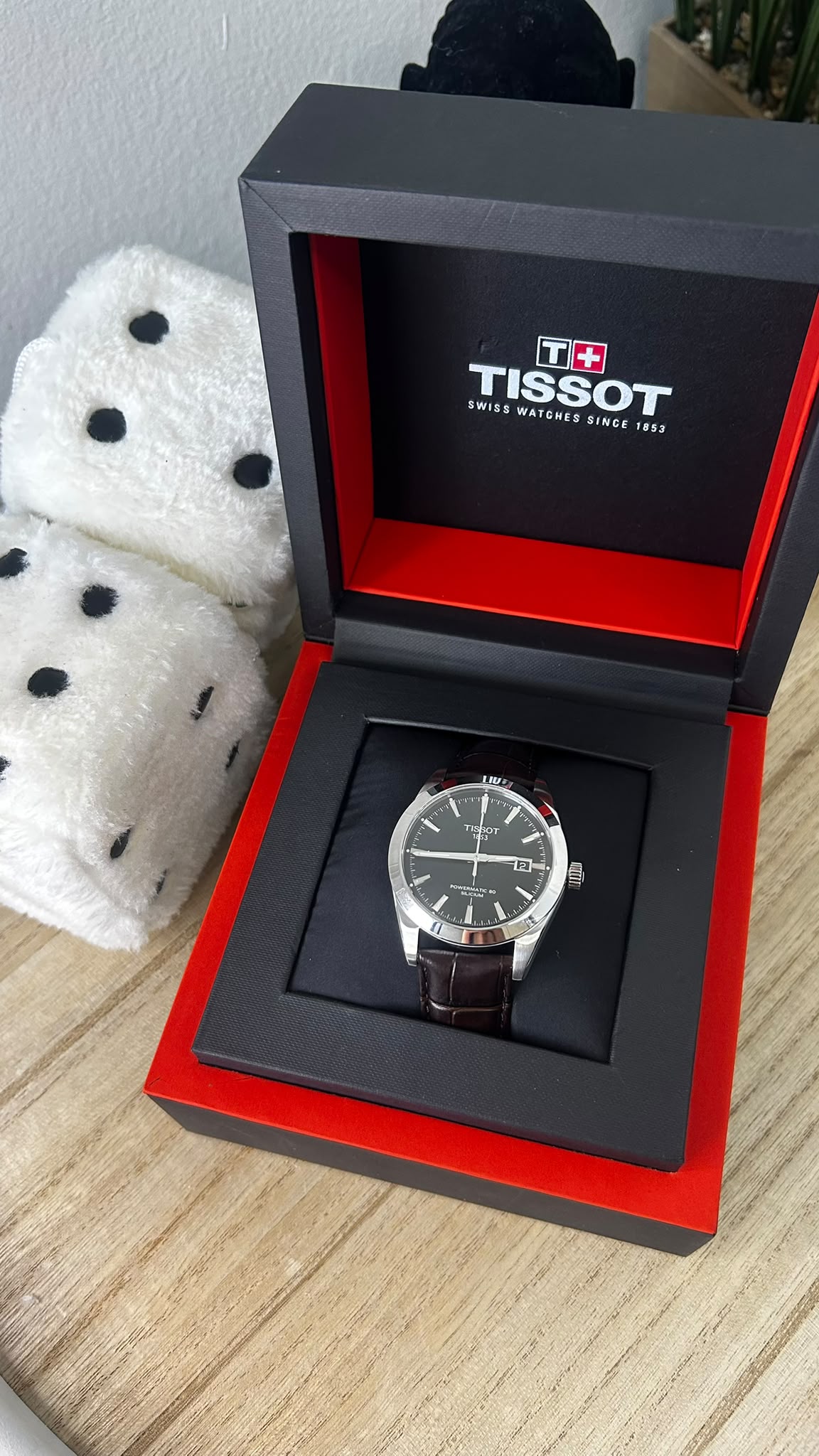 Tissot Gentleman Silicum Powermatic 80 – Black Dial – Brown Leather Strap – 40 mm