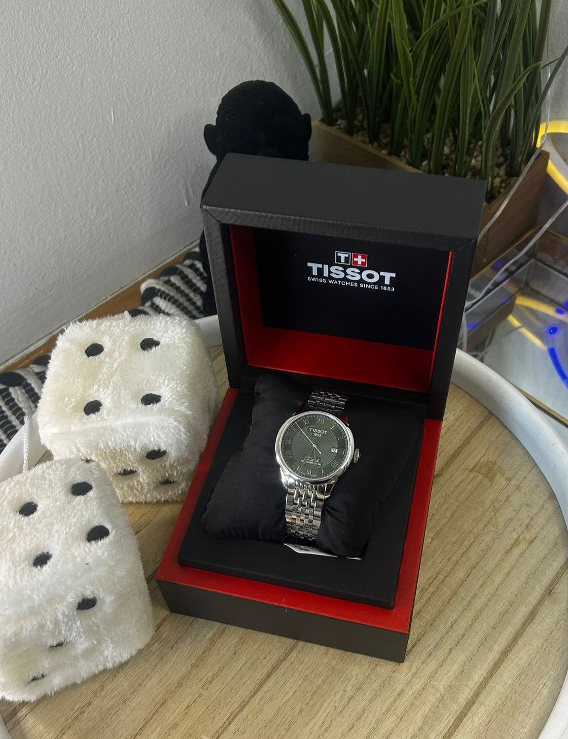 Tissot Le Locle Powermatic 80 – Green Dial – 39.3 mm